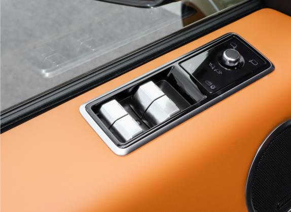 揽胜运动版 2021款 5.0 SC V8 SVR 竞速绿定制版 车厢座椅   门窗控制
