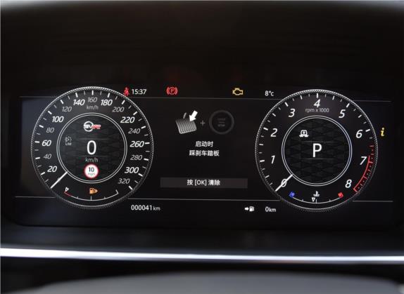 揽胜运动版 2022款 5.0 SC V8 SVR 中控类   仪表盘