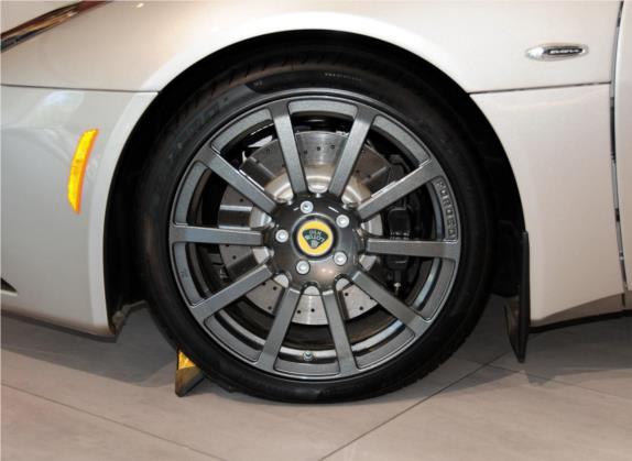 Evora 2011款 3.5 V6四座运动版 其他细节类   前轮