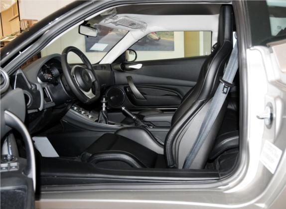 Evora 2011款 3.5 V6四座运动版 车厢座椅   前排空间