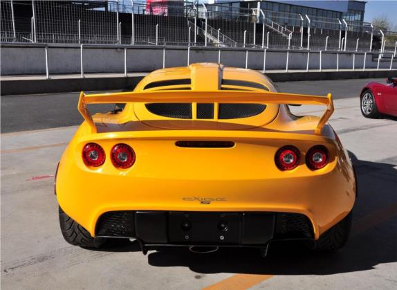 Exige 2011款 S 240 外观   正后