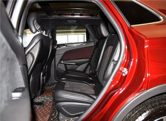林肯MKC 2015款 2.0T 四驱总统系列 车厢座椅   后排空间