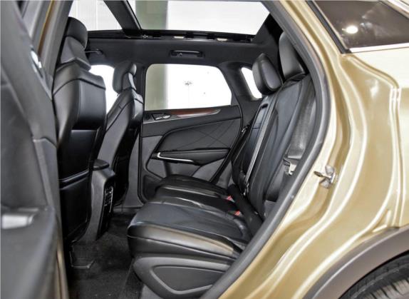 林肯MKC 2016款 2.0T 四驱尊雅版 车厢座椅   后排空间