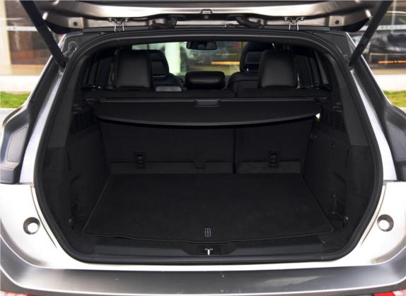 林肯MKC 2017款 2.0T 四驱尊雅版 车厢座椅   后备厢