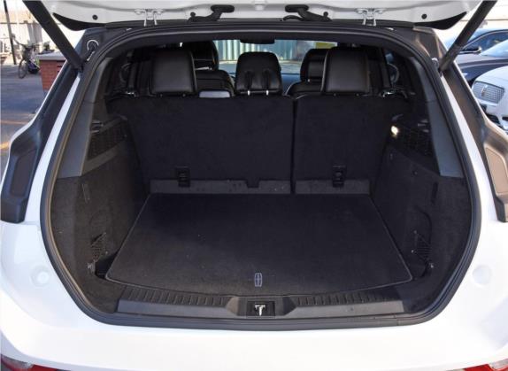 林肯MKC 2019款 2.0T 四驱尊耀版 国V 车厢座椅   后备厢
