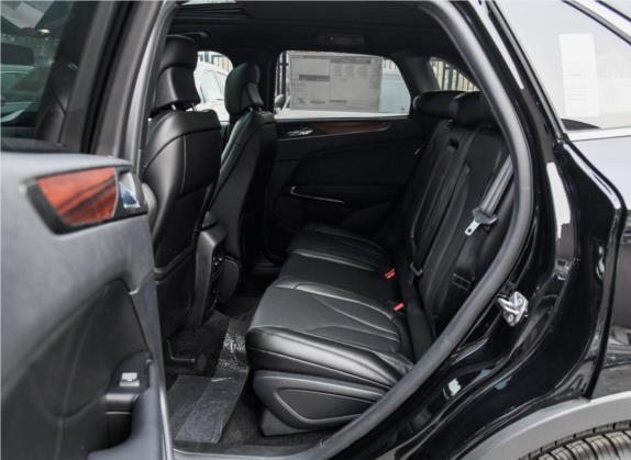 林肯MKC 2019款 2.0T 两驱尊雅版 国VI 车厢座椅   后排空间