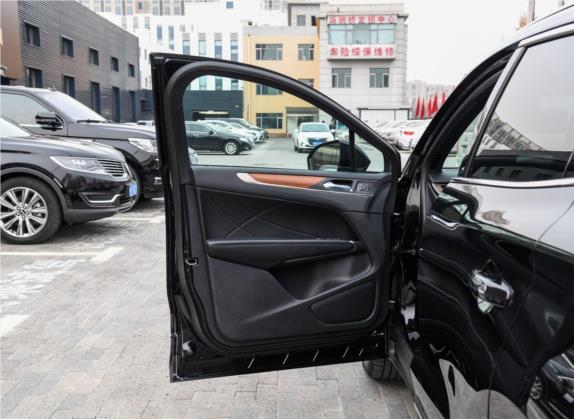 林肯MKC 2019款 2.0T 两驱尊雅版 国VI 车厢座椅   前门板
