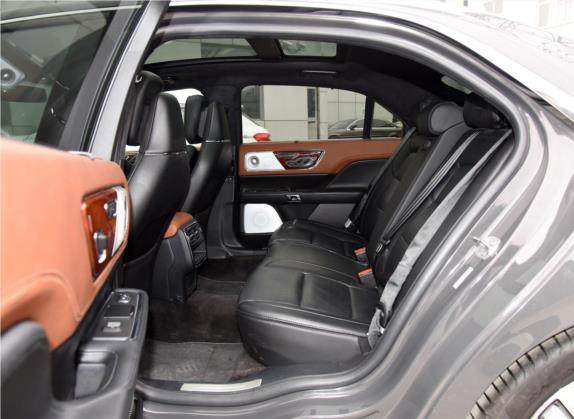 林肯大陆 2017款 3.0T 四驱总统版 车厢座椅   后排空间