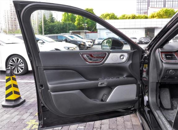 林肯大陆 2018款 3.0T 四驱尊耀版 车厢座椅   前门板