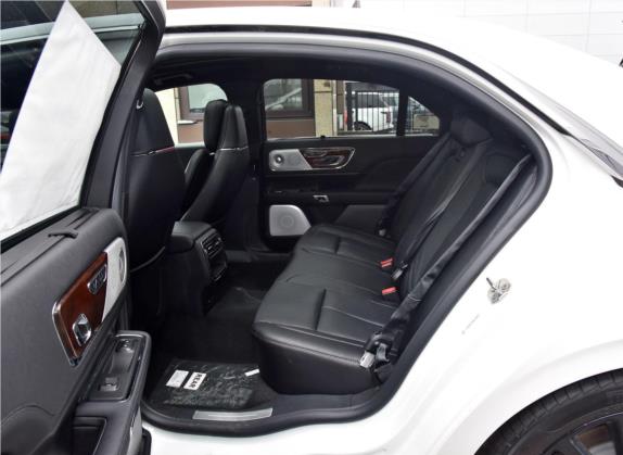林肯大陆 2020款 2.0T 两驱MONO限量尊耀版 MONO WHITE 车厢座椅   后排空间