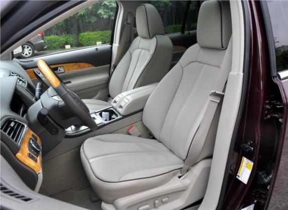 林肯MKX 2010款 3.5L AWD 车厢座椅   前排空间