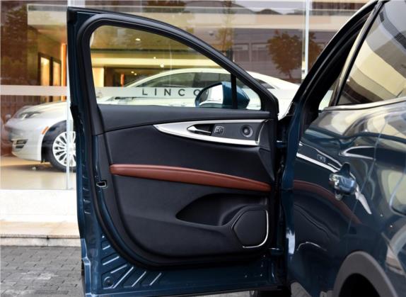 林肯MKX 2015款 2.7T 四驱尊耀版 车厢座椅   前门板