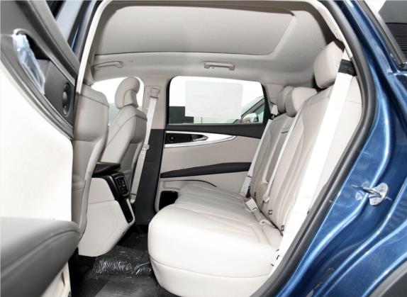 林肯MKX 2018款 2.0T 四驱尊雅版 车厢座椅   后排空间