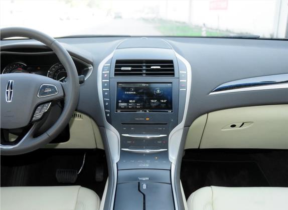 林肯MKZ 2014款 2.0T 尊享版 中控类   中控台