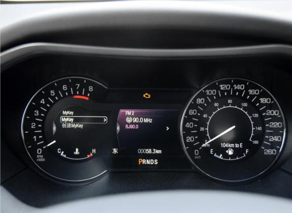 林肯MKZ 2014款 2.0T 尊享版 中控类   仪表盘