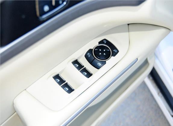 林肯MKZ 2014款 2.0T 尊雅版 车厢座椅   门窗控制