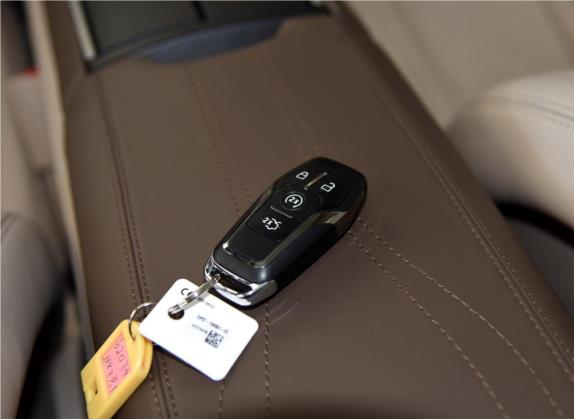 林肯MKZ 2015款 2.0T 总统系列 其他细节类   钥匙