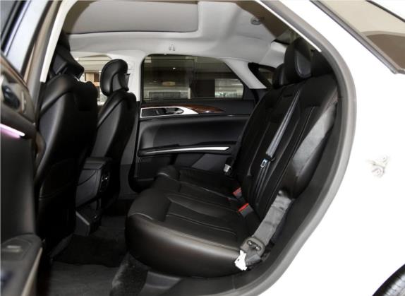 林肯MKZ 2016款 2.0T 尊雅版 车厢座椅   后排空间