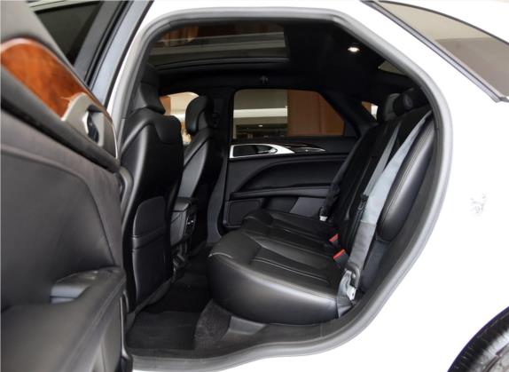 林肯MKZ 2017款 2.0T 尊雅版 车厢座椅   后排空间