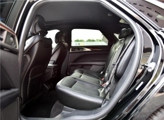 林肯MKZ 2017款 2.0T 尊耀版 车厢座椅   后排空间