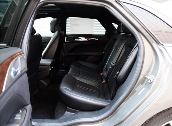 林肯MKZ 2017款 2.0H 混动尊享版 车厢座椅   后排空间