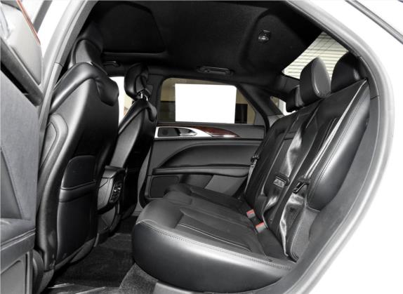 林肯MKZ 2018款 2.0T 尊享版 车厢座椅   后排空间