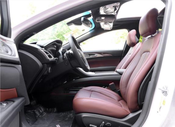林肯MKZ 2018款 2.0T 尊耀版 车厢座椅   前排空间