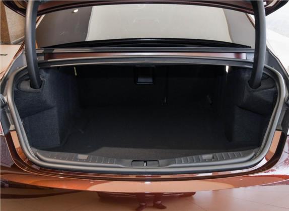 林肯MKZ 2019款 2.0T 尊悦版 国V 车厢座椅   后备厢