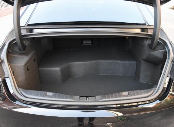 林肯MKZ 2019款 2.0H 混动尊耀版 国V 车厢座椅   后备厢