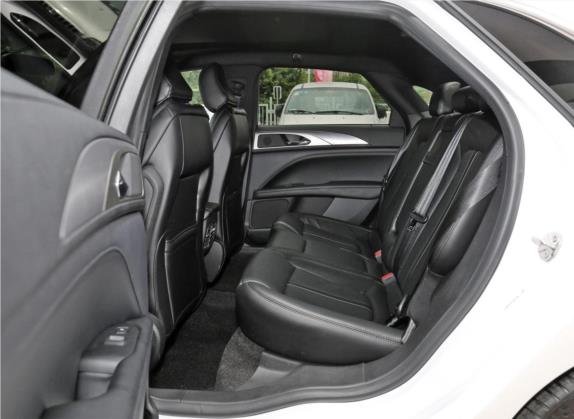 林肯MKZ 2020款 2.0T MONO限量尊雅版 MONO WHITE 车厢座椅   后排空间