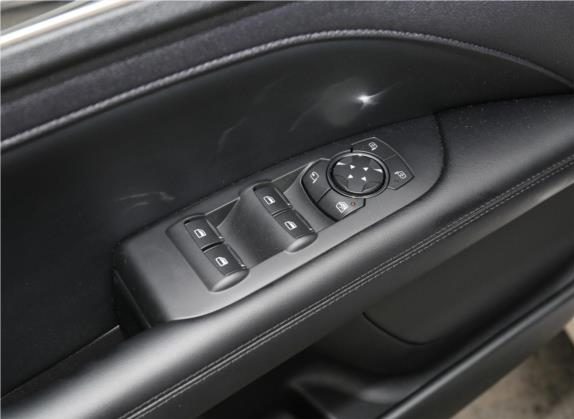 林肯MKZ 2020款 2.0T MONO限量尊雅版 MONO WHITE 车厢座椅   门窗控制