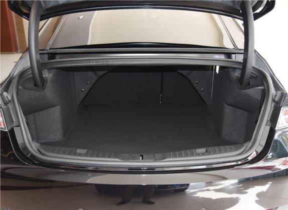 林肯MKZ 2020款 2.0T MONO限量尊耀版 MONO BLACK 车厢座椅   后备厢
