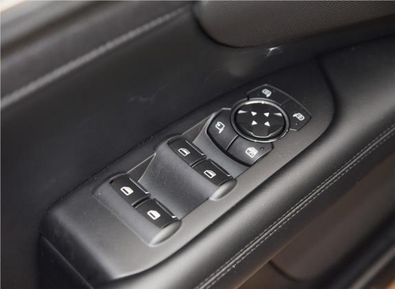 林肯MKZ 2020款 2.0T MONO限量尊耀版 MONO BLACK 车厢座椅   门窗控制