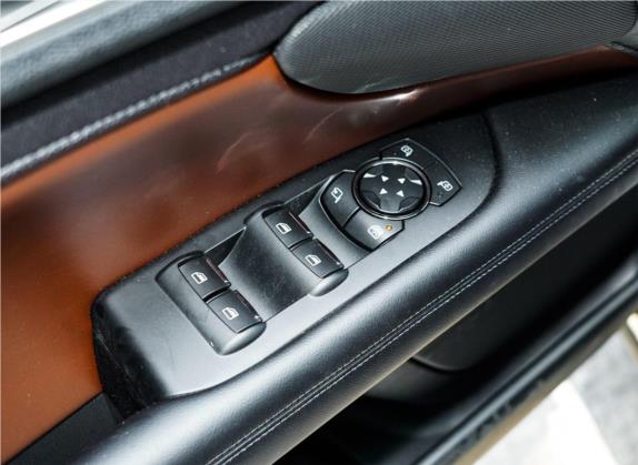 林肯MKZ 2020款 2.0T 尊耀版 车厢座椅   门窗控制