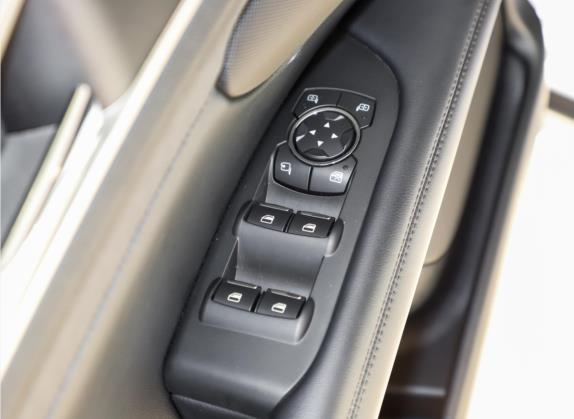 林肯MKZ 2020款 2.0H 混动尊耀版 车厢座椅   门窗控制