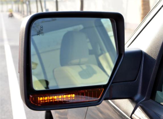 领航员 2016款 3.5T AWD 外观细节类   外后视镜