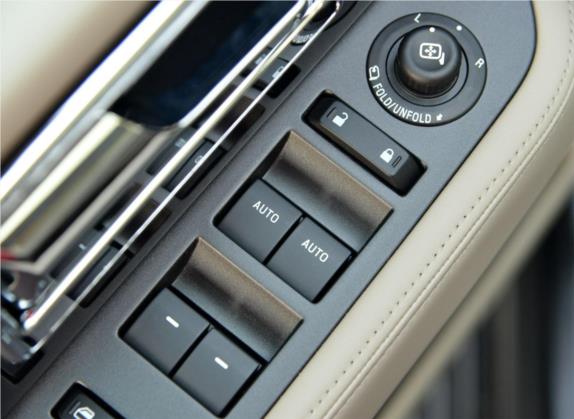 领航员 2016款 3.5T AWD 车厢座椅   门窗控制