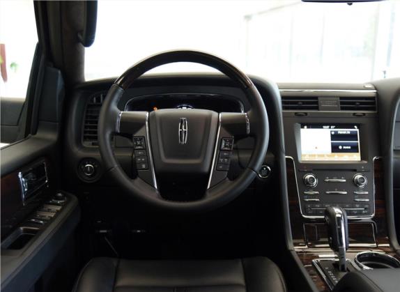 领航员 2017款 3.5T AWD 中控类   驾驶位