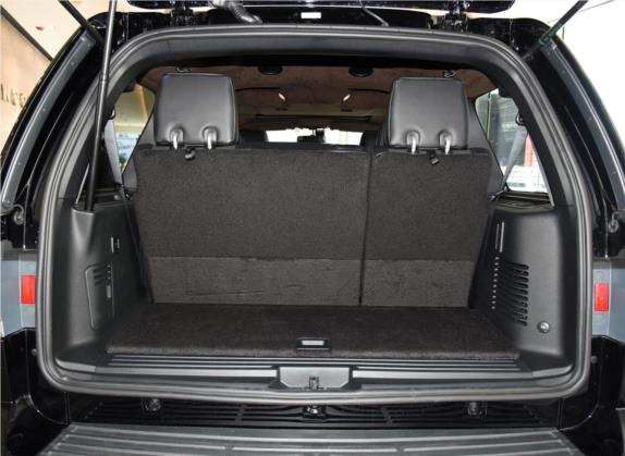 领航员 2017款 3.5T AWD 车厢座椅   后备厢