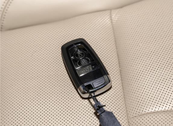 冒险家 2021款 2.0T 四驱尊耀版 其他细节类   钥匙