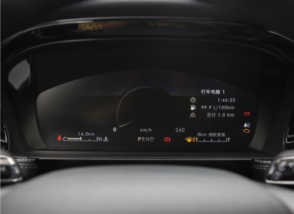 冒险家 2022款 2.0T 四驱尊耀版 中控类   仪表盘