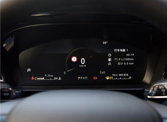 冒险家 2022款 2.0T 两驱MONO限量版 中控类   仪表盘