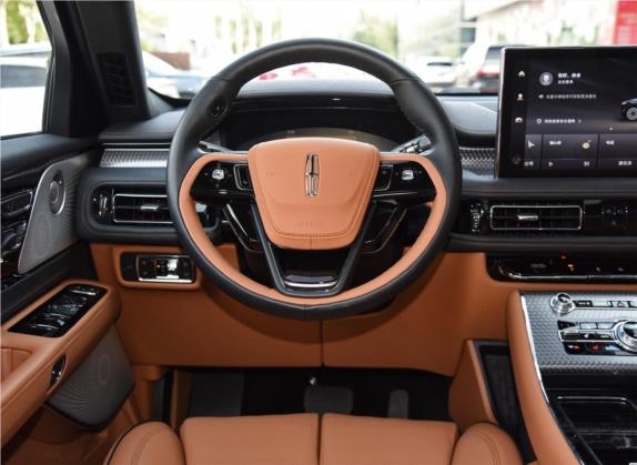 飞行家 2020款 3.0T V6 四驱总统版 中控类   驾驶位