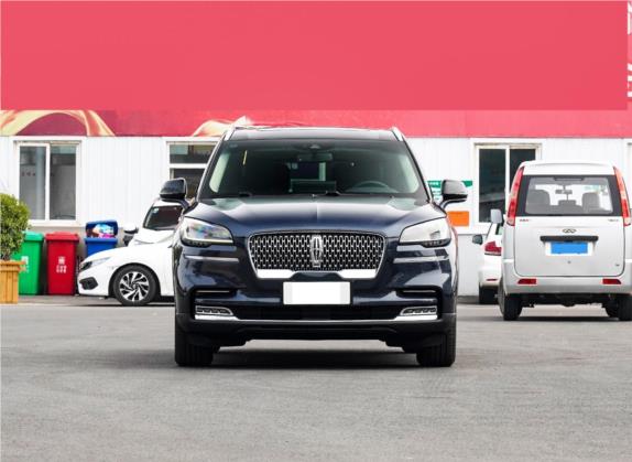 飞行家 2020款 3.0T V6 四驱尊享版 外观   正前