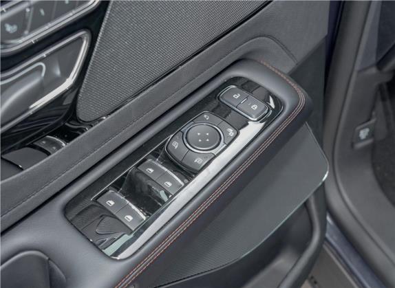 飞行家 2020款 3.0T V6 四驱尊享版 车厢座椅   门窗控制
