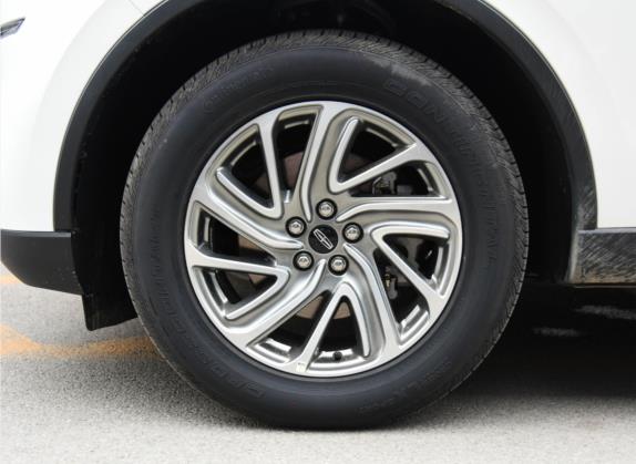 飞行家 2021款 3.0T V6 四驱尊享版 其他细节类   前轮