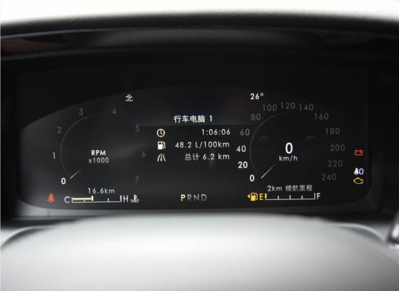 飞行家 2021款 3.0T V6 四驱尊享版 中控类   仪表盘