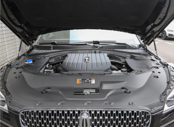 飞行家 2021款 3.0T V6 四驱行政版 其他细节类   发动机舱
