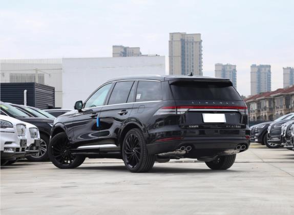 飞行家 2021款 3.0T V6 四驱MONO限量版 外观   斜后