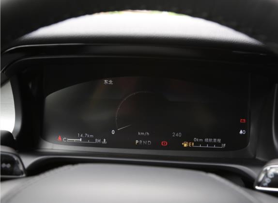 飞行家 2021款 3.0T V6 四驱MONO限量版 中控类   仪表盘